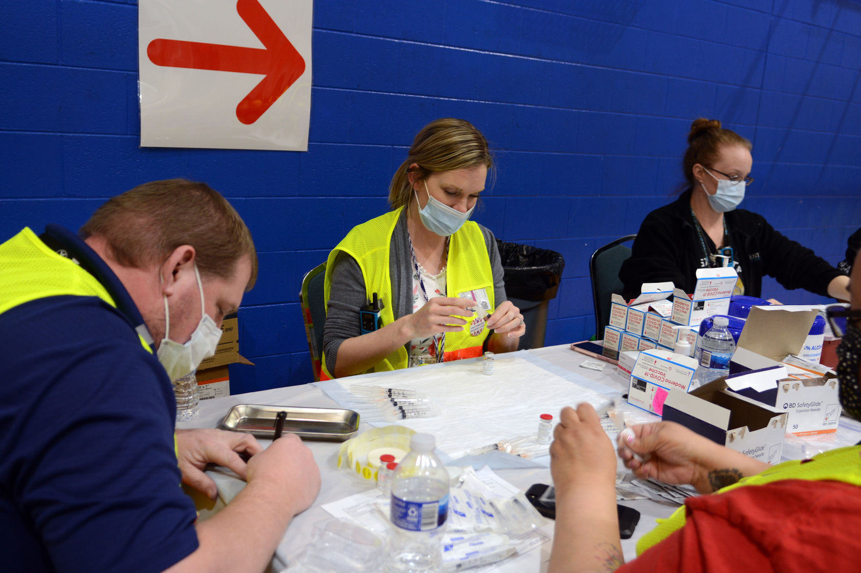 Baraboo community vaccination clinic, March 31